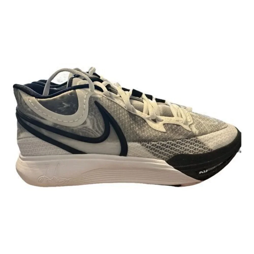 Nike Kyrie‎ 8 